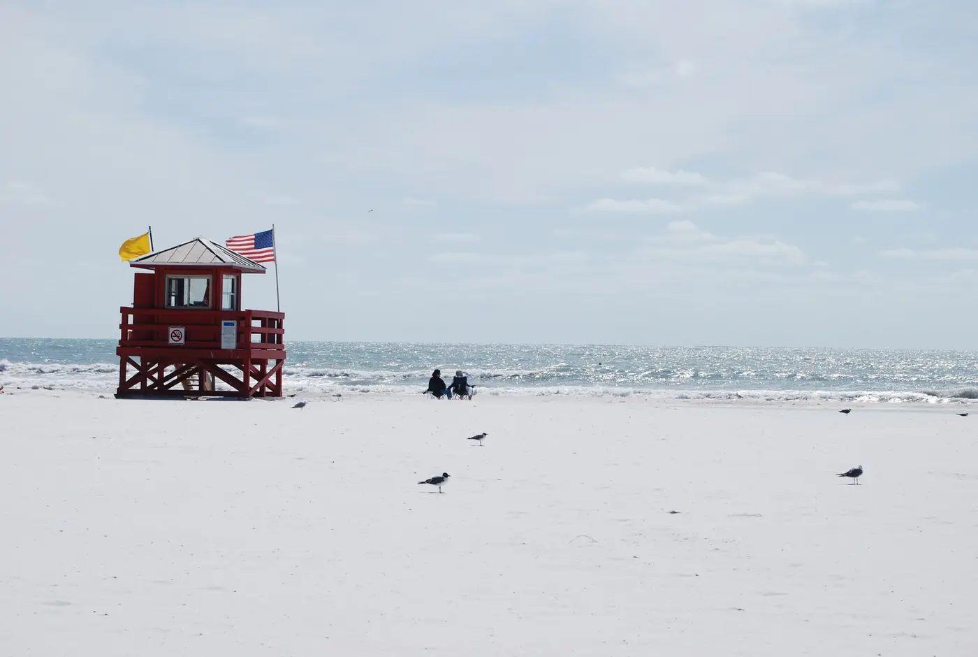 White quartz sand and Gulf water at Siesta Beach